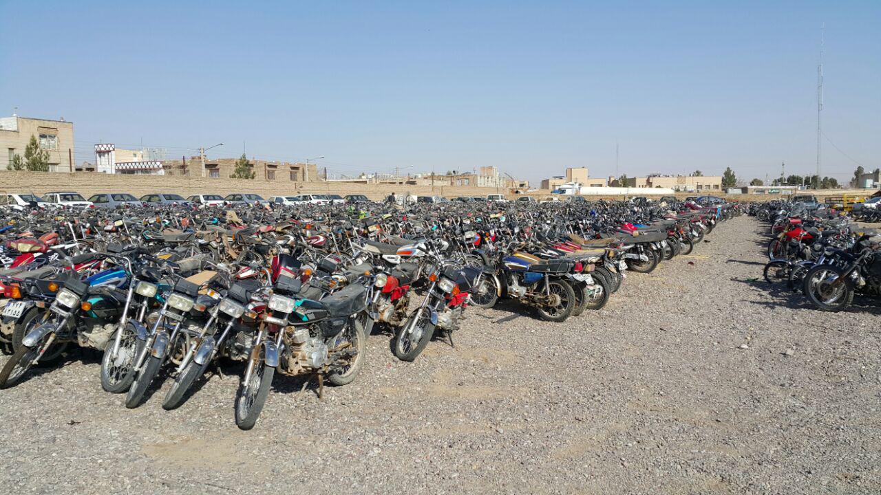 پارکینگ موتورسیکلت بازار