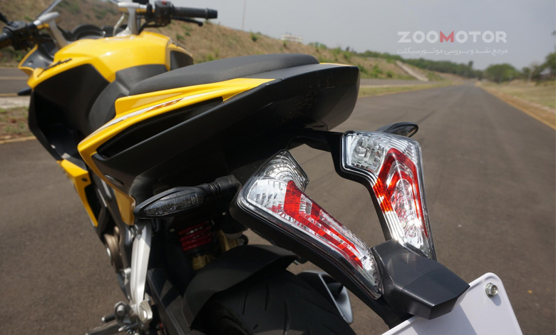 چراغ-عقب-rs200.jpg