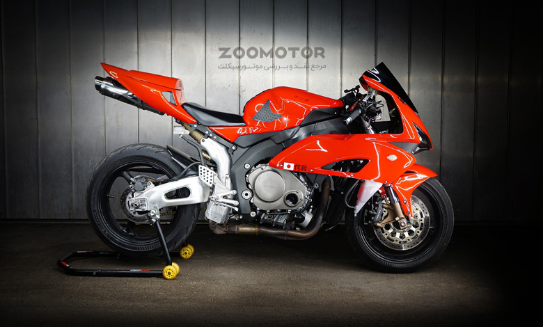 SC57 CBR900RR